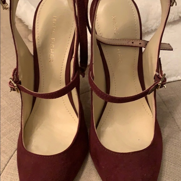 Shoes - Picture 4 of 8